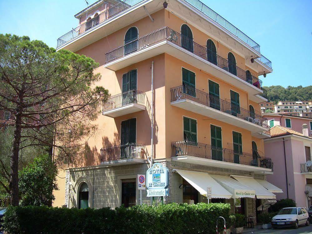 פורטו ונרה Hotel Le Grazie מראה חיצוני תמונה